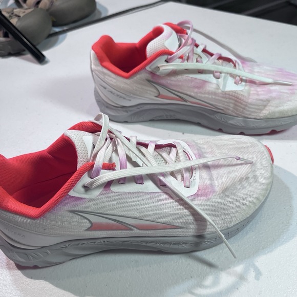 Altra Rivera Shoes Womens Size 8 Running Zero Drop Lightweight Athletic READ - Picture 1 of 7